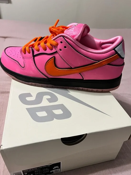 Nike Dunk SB Low Powerpuff Hot Pink with Orange Swoosh (NEW W. Box) - Picture 2 of 9